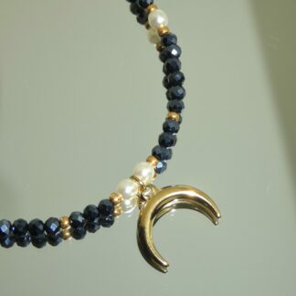 Collier Moon